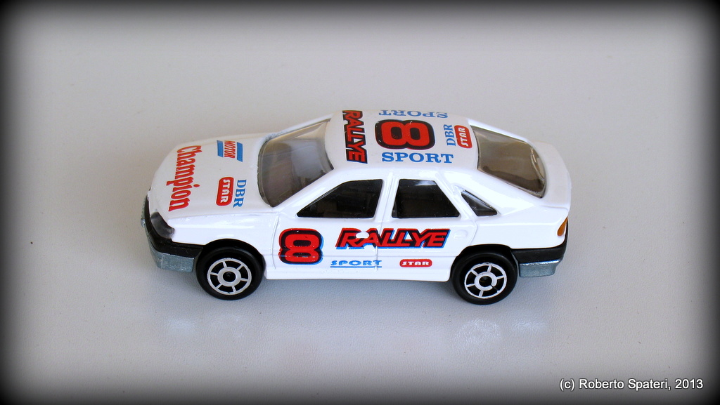 Majorette Renault Safrane X54 (n.221)